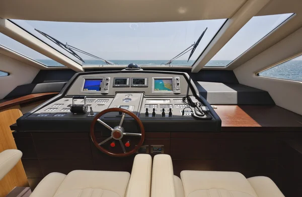 Alfamarine 72 luxury yacht