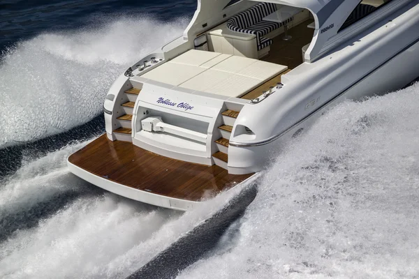 Rizzardi 73 luxury yacht