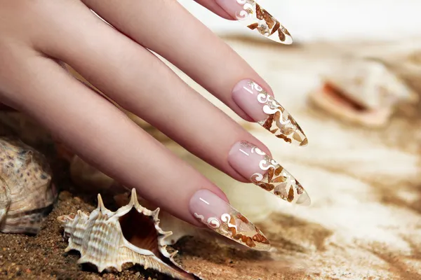 Nail design shells.
