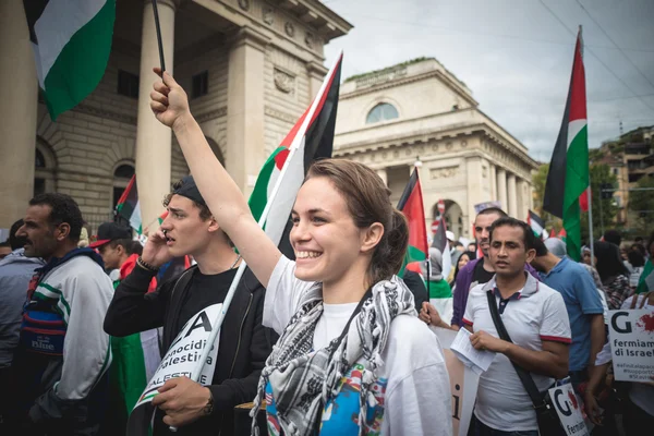 http://st.depositphotos.com/1034986/5025/i/450/depositphotos_50250301-pro-palestine-manifestation-in-milan-on-july-26-2014.jpg