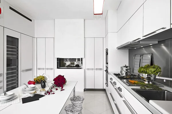 Modern white laminate kitchen