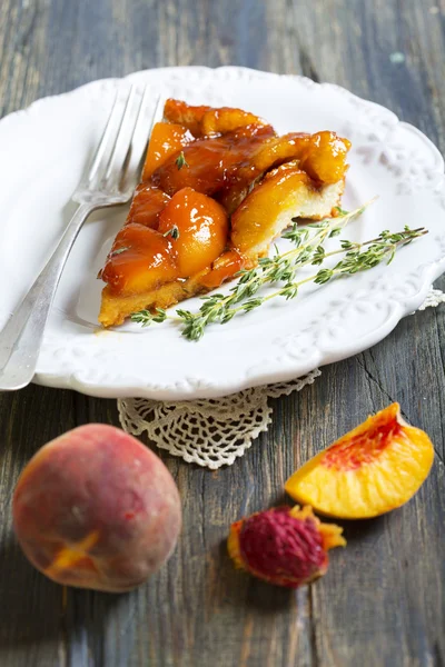 Peach pie with thyme.