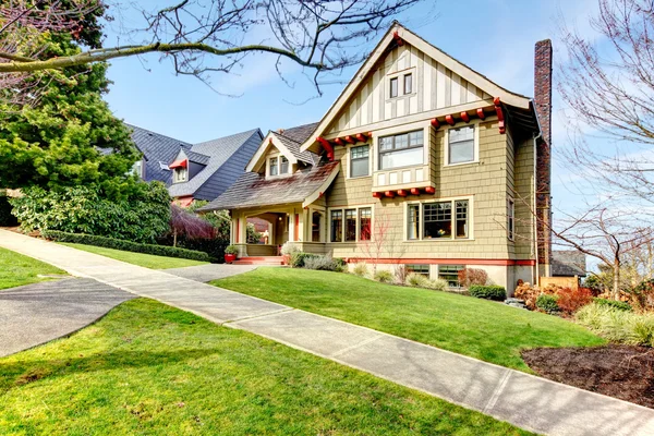 Pretty shingle siding house