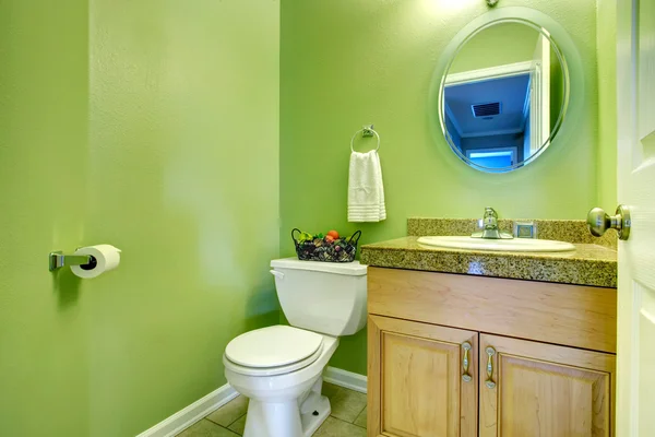 Refreshing green bathroom