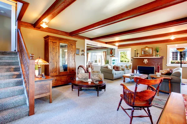 Elegant antique style living room