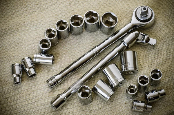 Socket wrench