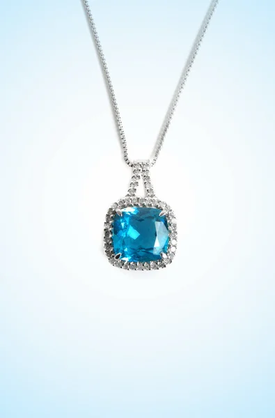 Blue diamond nacklace