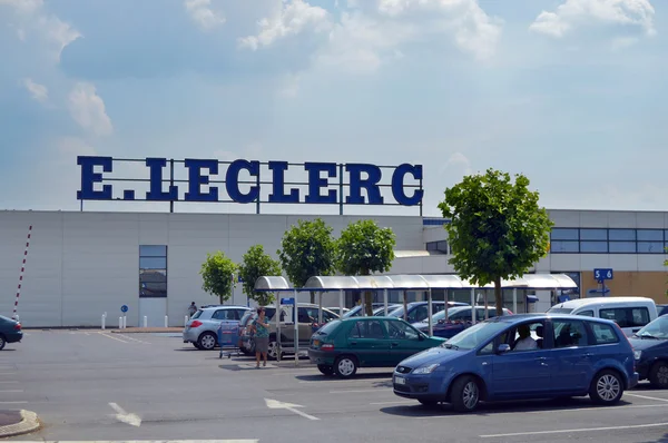 e.leclerc 大型超市 - 图库社论照片 defotoberg #