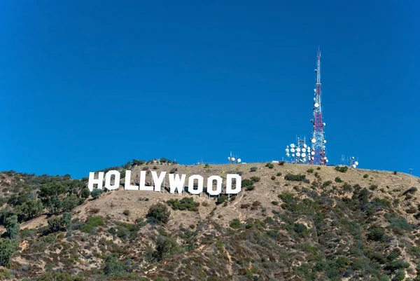 好莱坞标志在洛杉矶圣塔莫尼卡山脉上 - 图库社