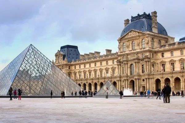 Louvre museum in paris