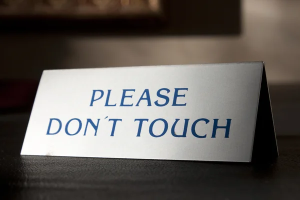 Plate please don\'t touch
