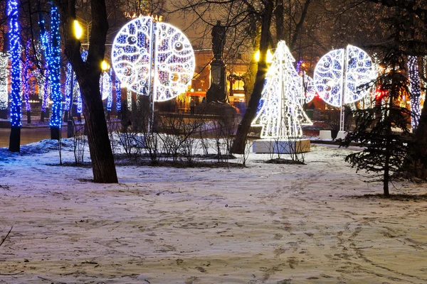 Night illumination of Moscow boulevard