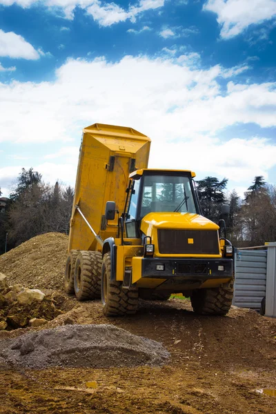 Tipper truck front