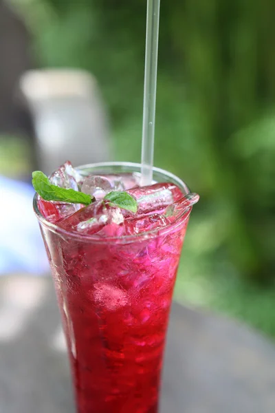 Strawberry soda