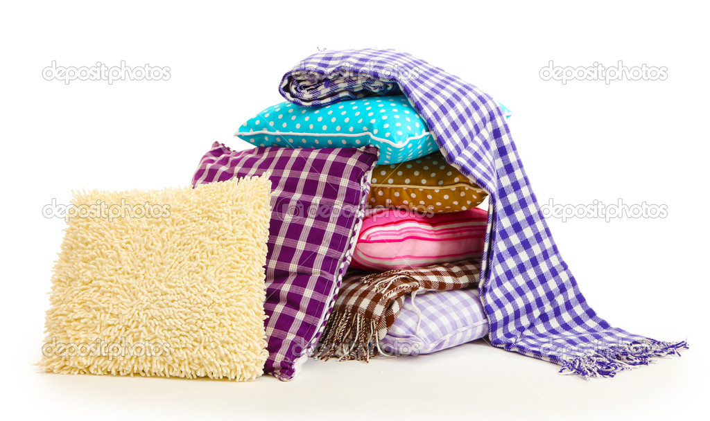 http://st.depositphotos.com/1177973/1989/i/950/depositphotos_19894873-Hill-colorful-pillows-and-plaids-isolated-on-white.jpg