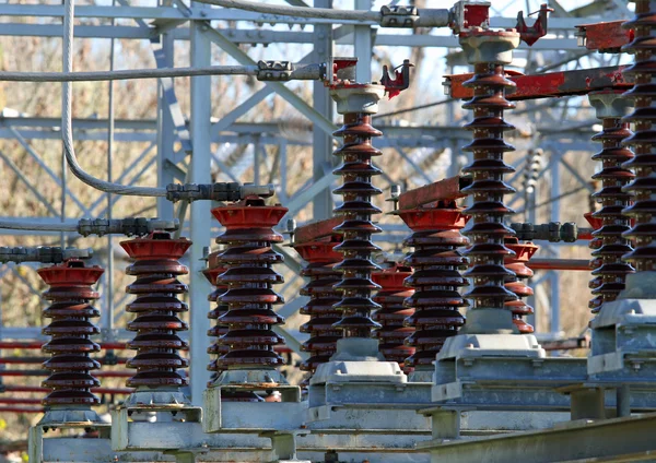 Electrical switches of a powerhouse of energy production