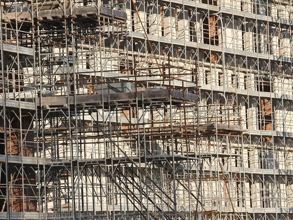 Scaffold scaffolding fall protection during the info in the buil