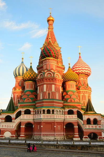 Noscow, St .Basil\'s Cathedral in the sunset