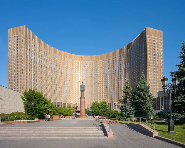 Space Hotel building and General de Gaulle monument in Moscow