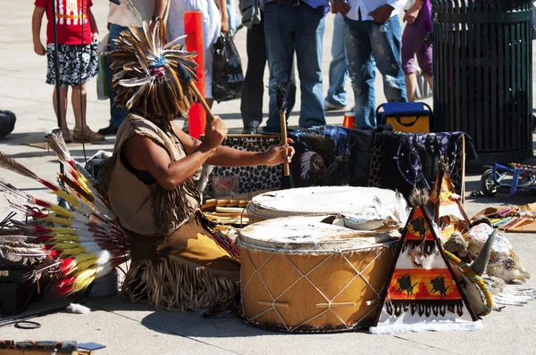 Street musician from Peru in Oslo