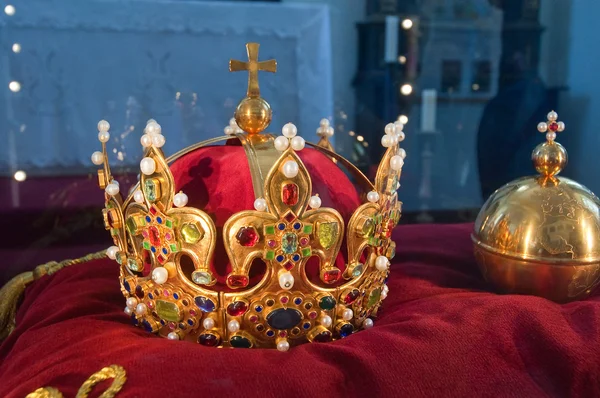 King crown