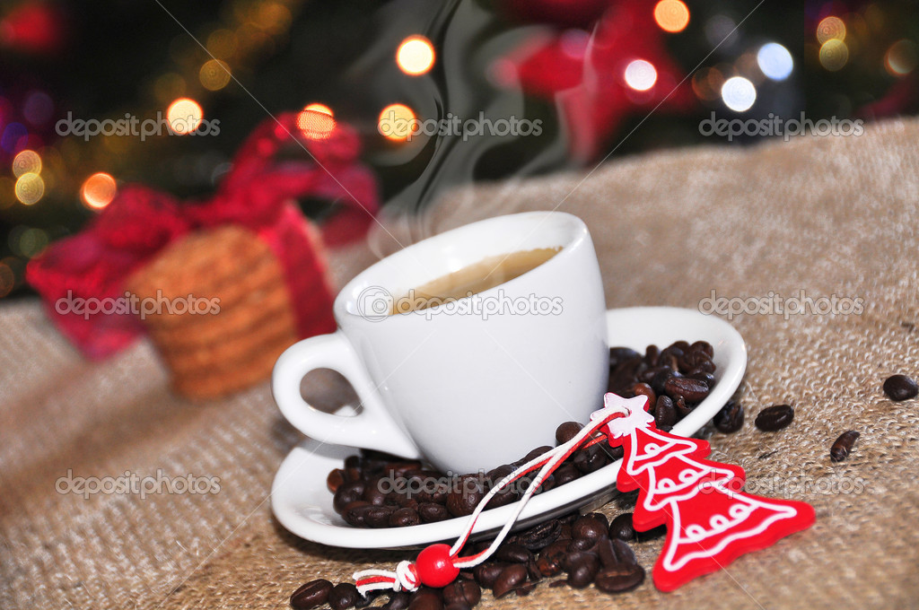 depositphotos_15837343-Natale-caff-con-chicchi.jpg