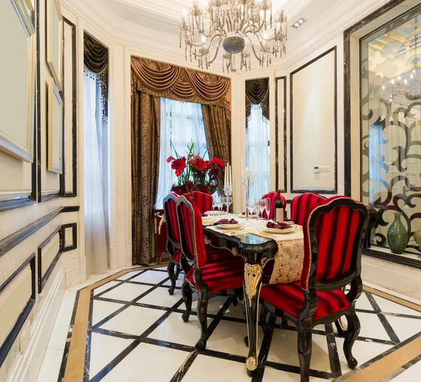 Luxury dining room