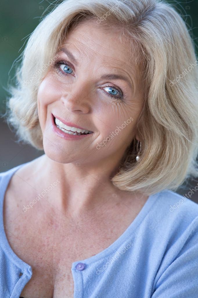 pretty middle aged blondes online dating no fees