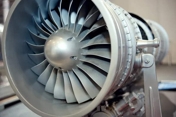 Aircraft engine turbine blades