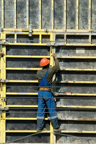 Migrant workers on construction sites in Moscow