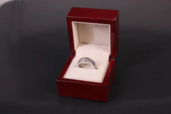 Men's silver ring and white gold and diamond