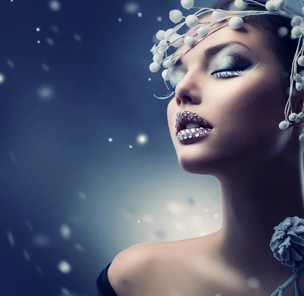 Winter Beauty Woman. Christmas Girl Makeup