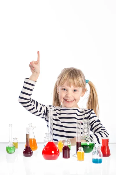 Child in chemistry class, chemistry lesson — Stock Photo #41983093