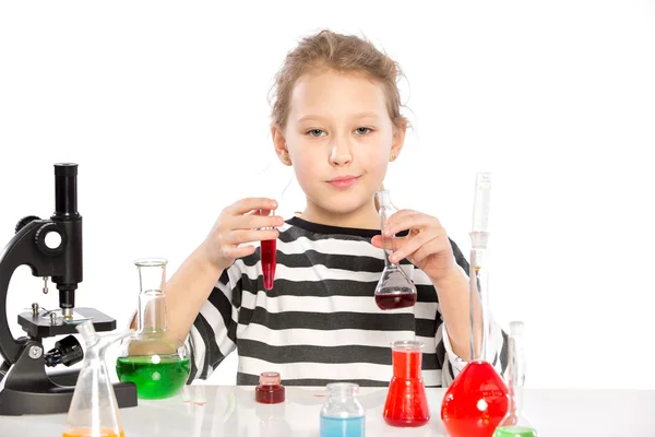 Child in chemistry class, chemistry lesson — Stock Photo #41988295