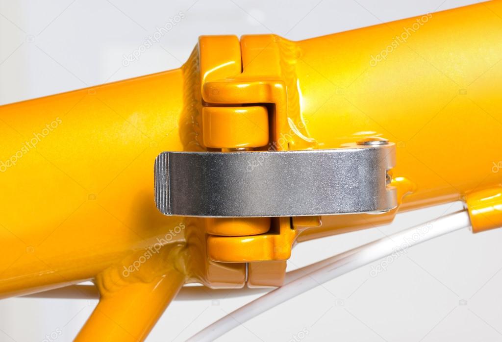 bicycle hinge