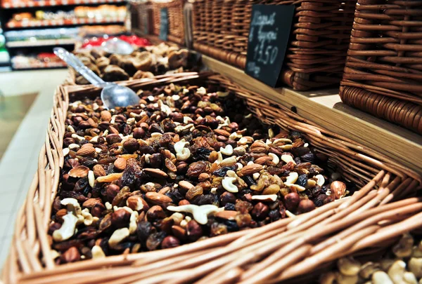 Mix of nuts and dried fruits