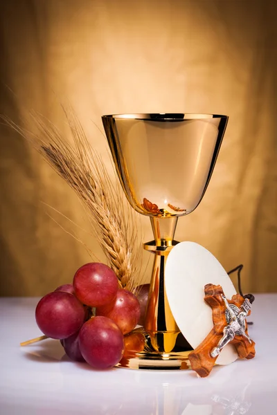 Holy communion — Stock Photo #43256385