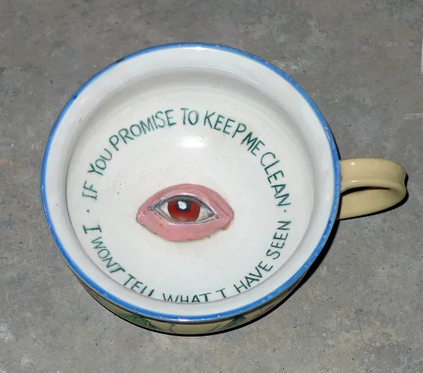 Vintage chamber pot with sign: If you promise to keep me clean , I wont tell what I have seen