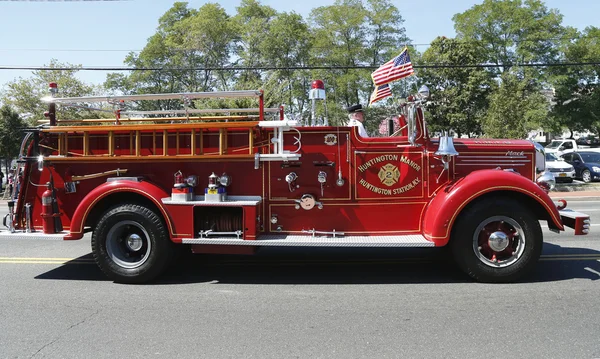 1950 Mack fire truck from Huntington Manor Fire Department