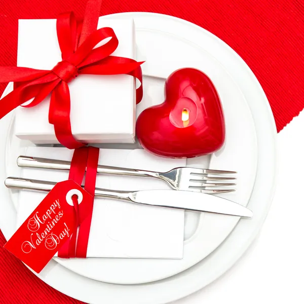 Valentines Day table decoration in red and white