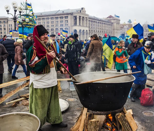 Everyday life on the Maidan in Kiev