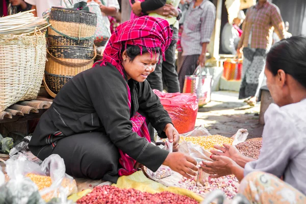 Mandalay - December 5 dealers in the market December 5, 2013 in Mandalay. Trade for the people of Burma is the main source of income