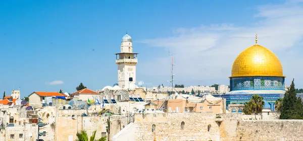 Tower of Daviv and The dome of the Rock shrine