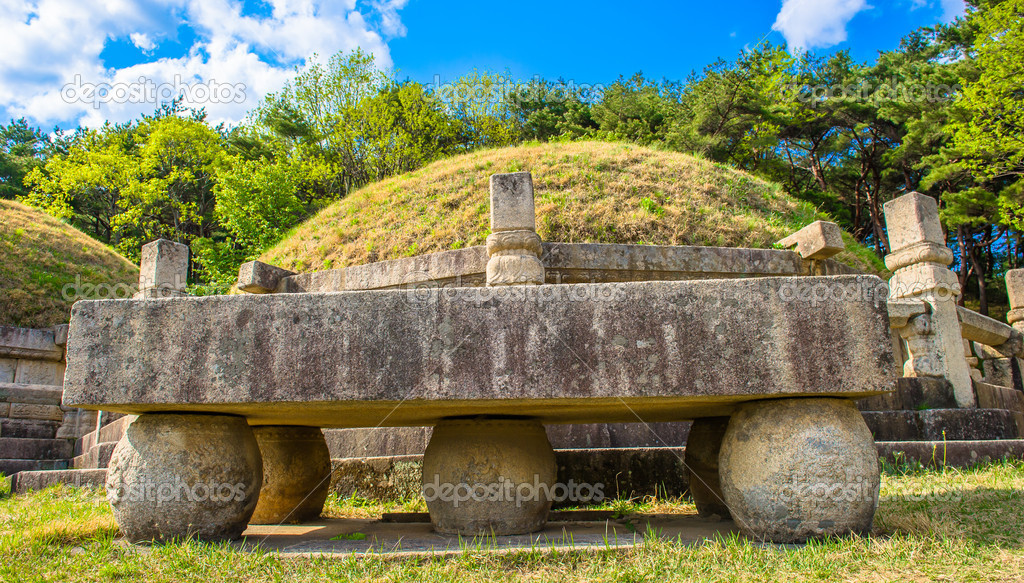 Tomb of King Kongmin, a 14thcentury mausoleum, North Korea — Stock