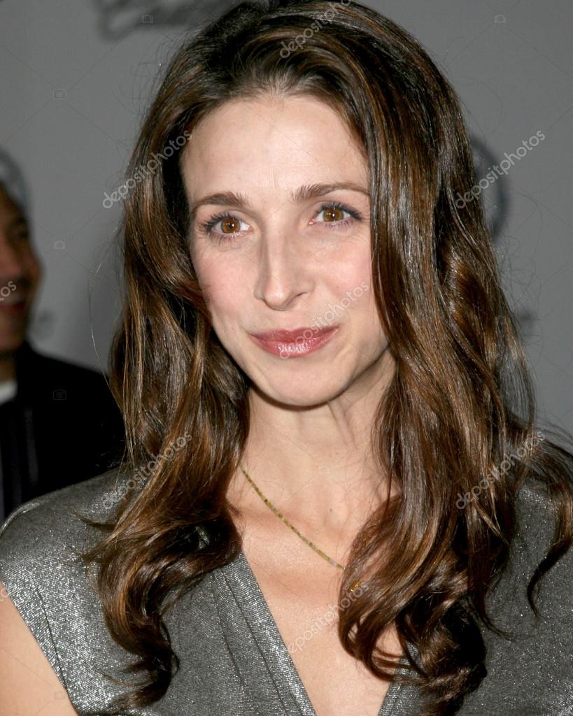 Marin Hinkle, die Ankunft der Cadillac der Premiere - Cbs Geld Nacht Saison ...