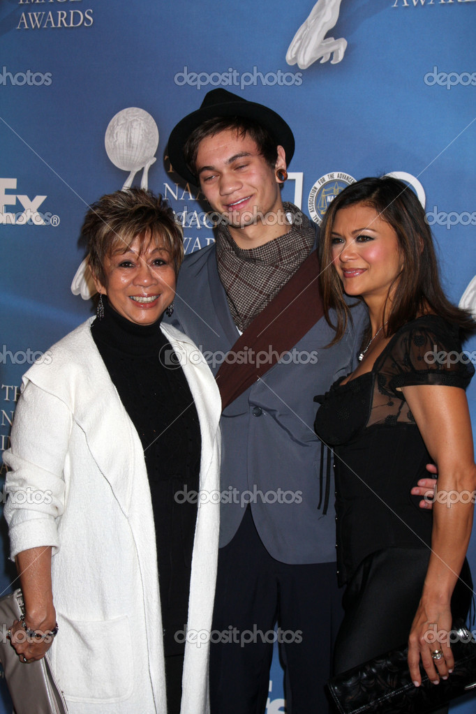 women fucking massive dildo gif from Freddy nia peeples and her husband