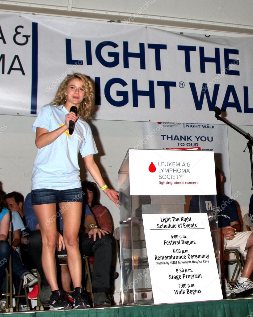 Linsey Godfrey desktop Wallpapers