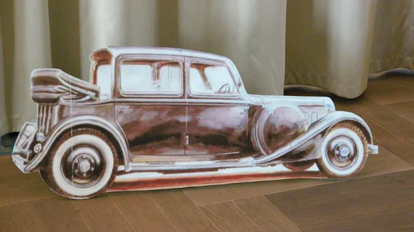 Drawn model of retro car