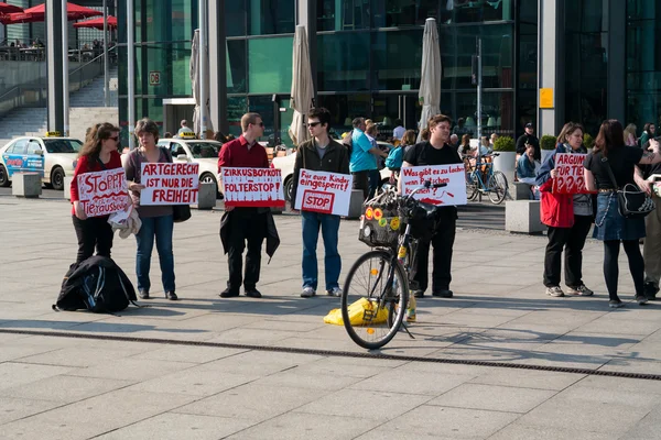 Protest activists Animal Protection Society of Berlin against the use of wild animals in the circus
