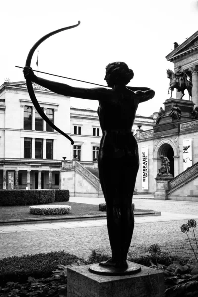 A bronze sculpture in front of Alte Nationalgalerie (Old National Gallery).